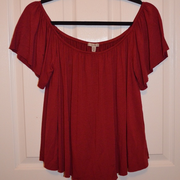 Off the Shoulder Top - Picture 1 of 3